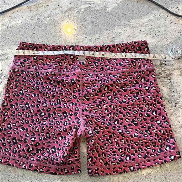 Pink Leopard Print Women's Shorts - Picture 4 of 4